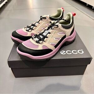 NIB ECCO Offroad Women's Nubuck Outdoor Shoes EU 40 U.S. 9-9.5 Multi Color